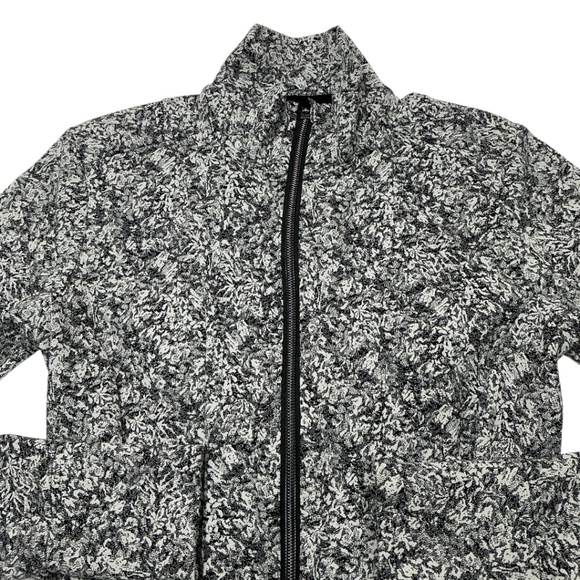 Athleta Shanti Moonflower Jacquard Textured Jacket Black - Picture 5 of 9